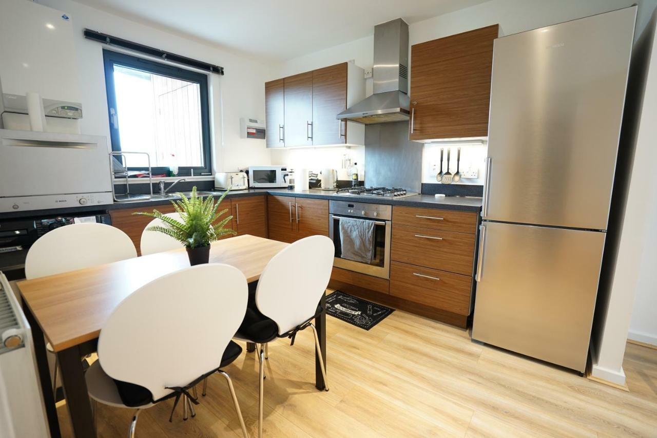 Perfectly Located Stunning Apartment London Eksteriør billede