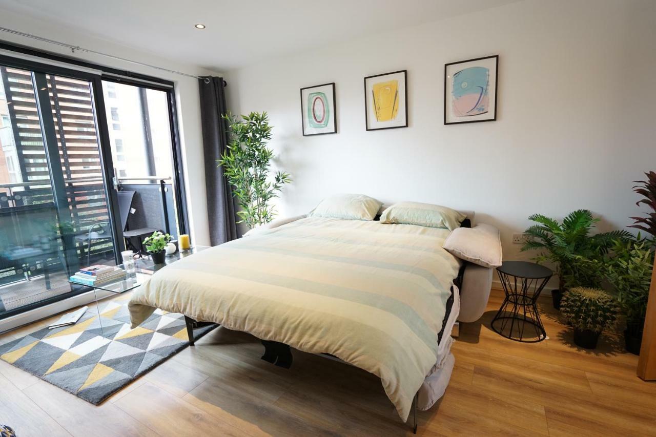 Perfectly Located Stunning Apartment London Eksteriør billede